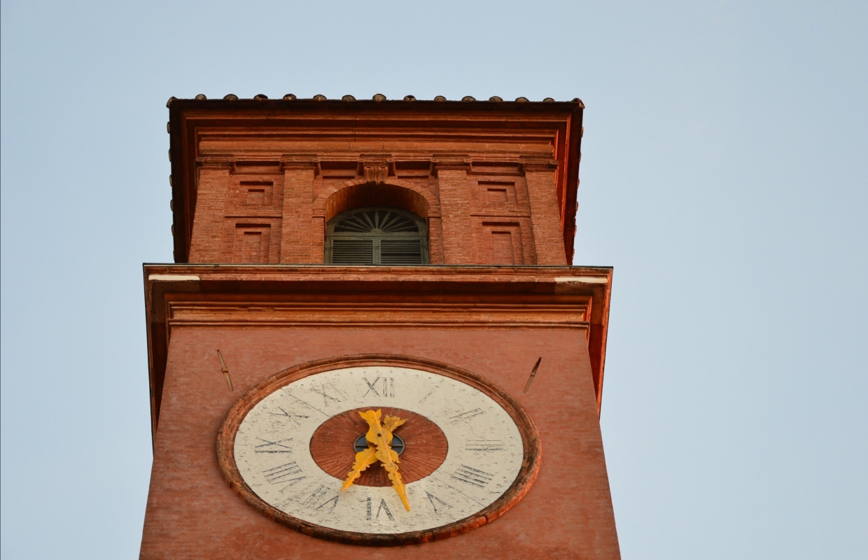 Dettaglio orologio Palazzo Paradiso - Tommaso Trombetta