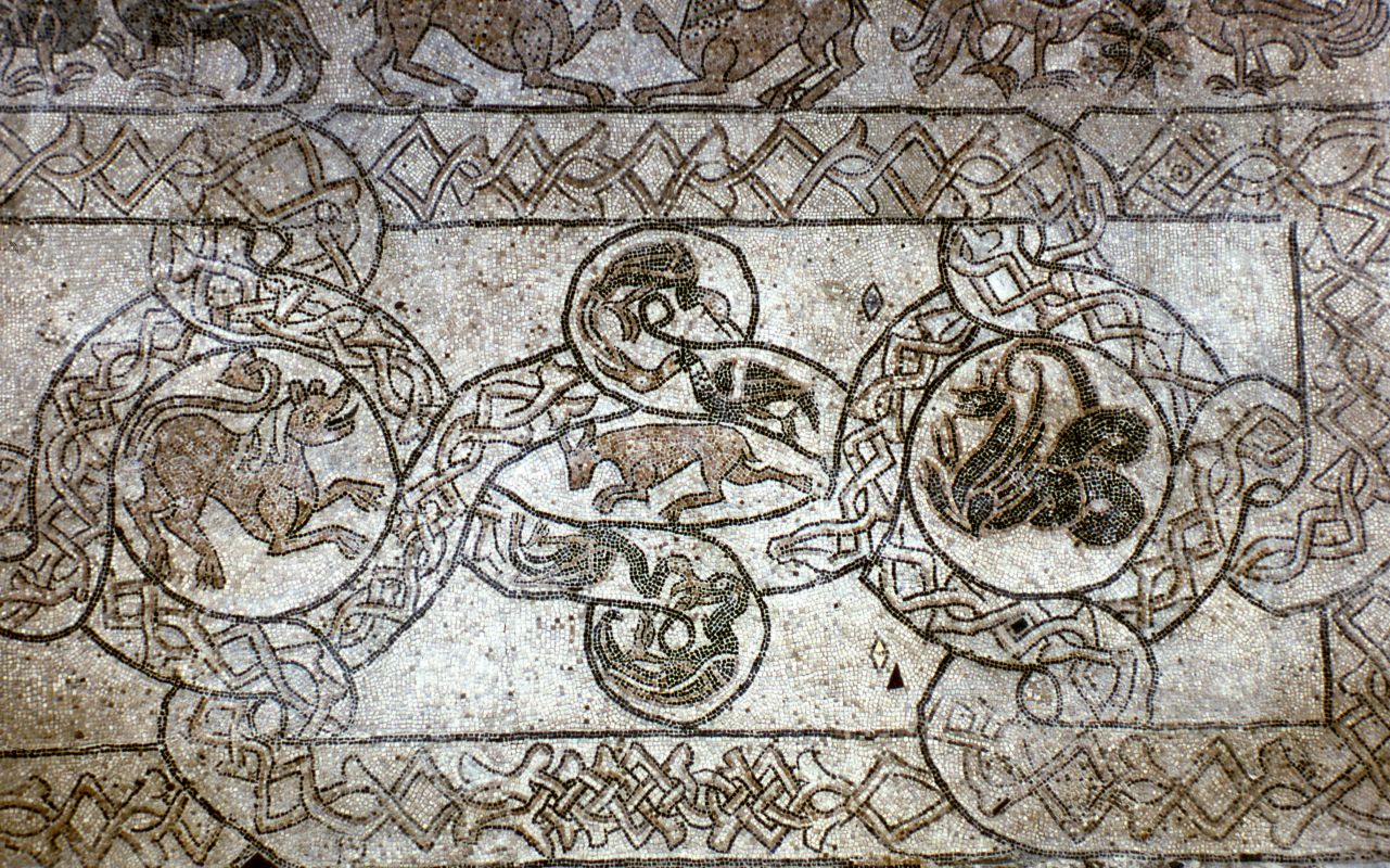 Abbazia di Pomposa. Pavimento a mosaico della chiesa. - sconosciuto