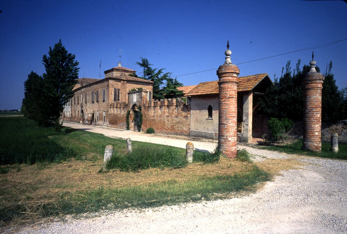 loc. Sabbioncello, Villa Mensa - Zappaterra