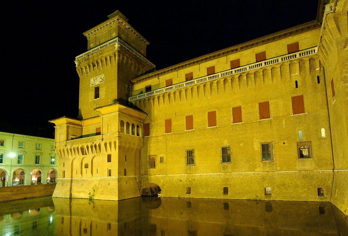 Castello Estense. Veduta notturna - Baraldi