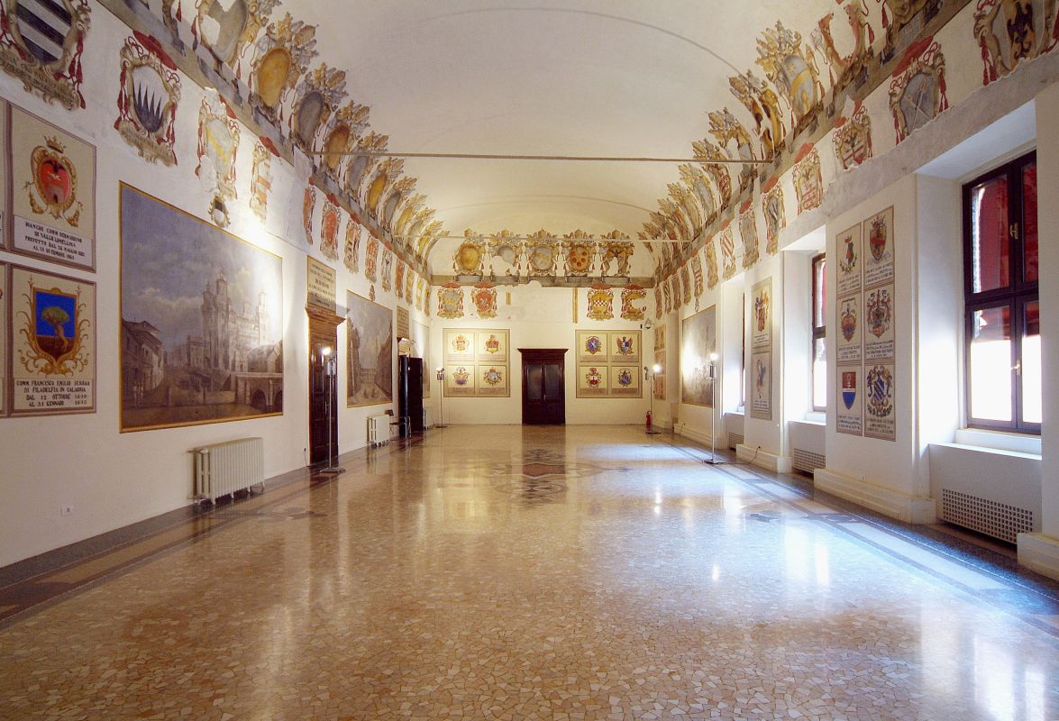 Castello Estense. Sala degli Stemmi - baraldi