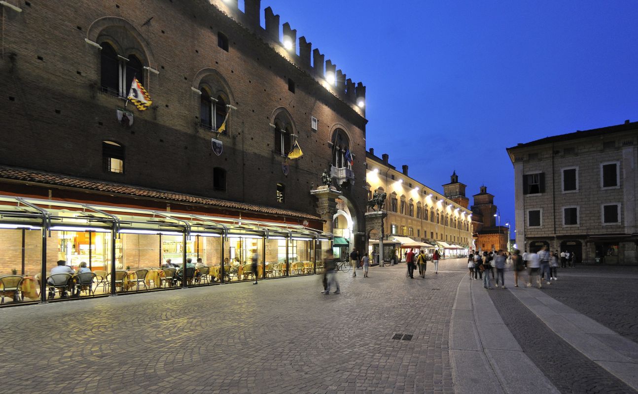 piazza della Cattedrale di sera - Massimo Baraldi