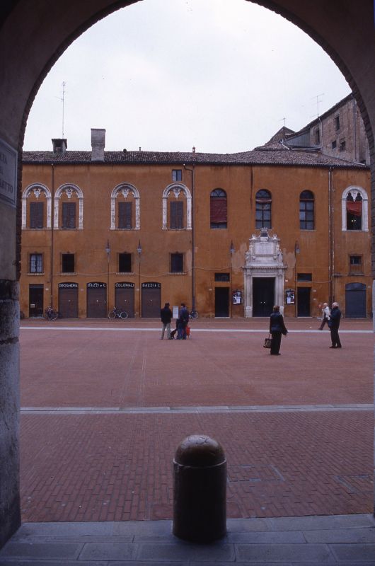 piazza municipale - zappaterra