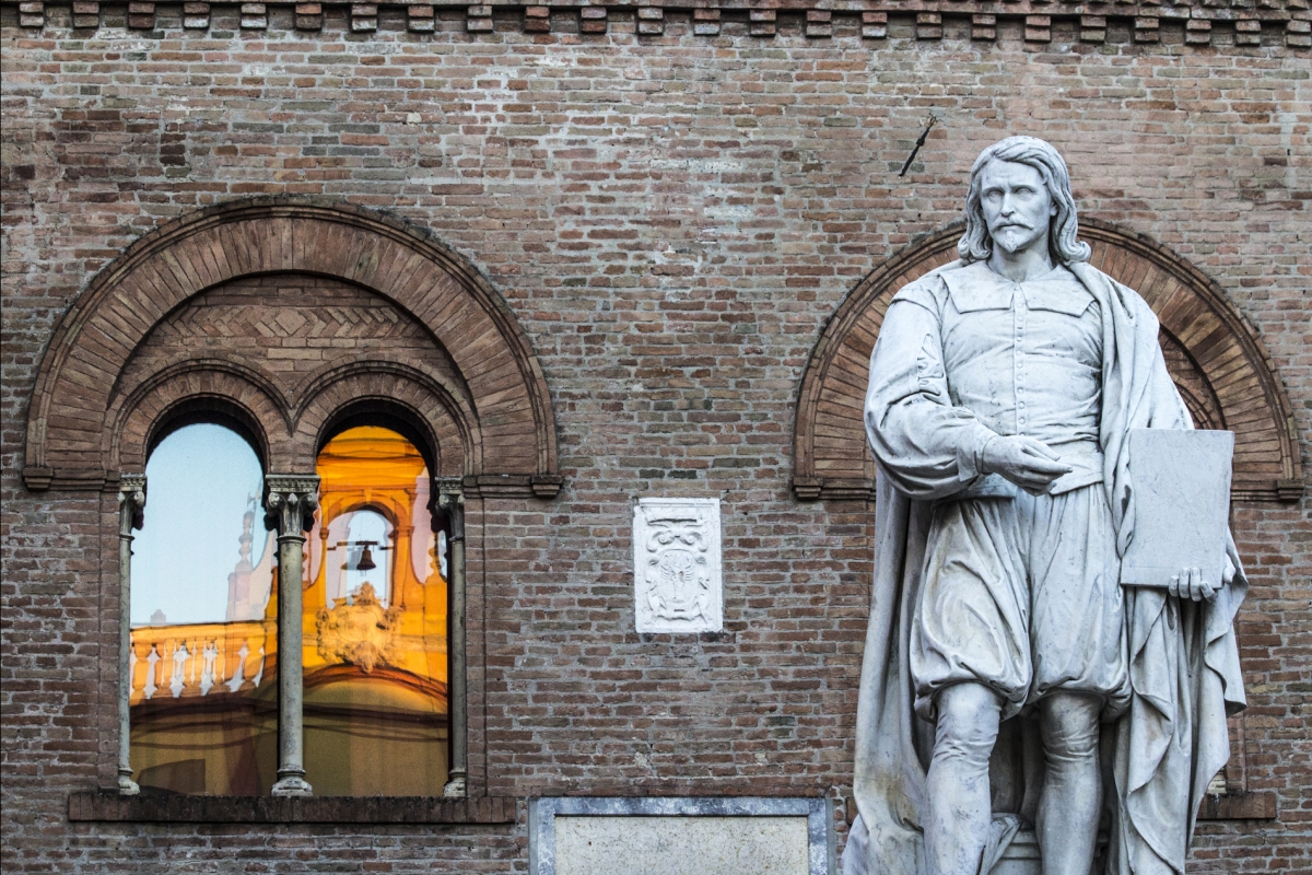 La statua del Guercino a Cento - Antonella Balboni
