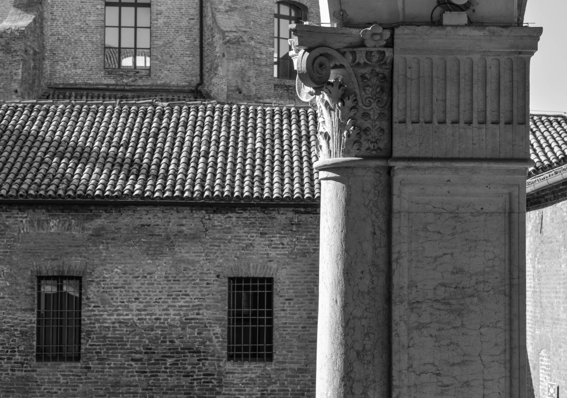 Palazzo Costabili (Ferrara) - Capitelli 00 B&amp;N - Nicola Quirico