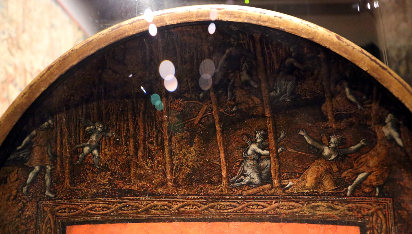 Polidoro da caravaggio, rotella da parata con assedio di cartagena e episodio di diana atteone, 1525-27 ca. (palazzo madama, to) 04 - Sailko