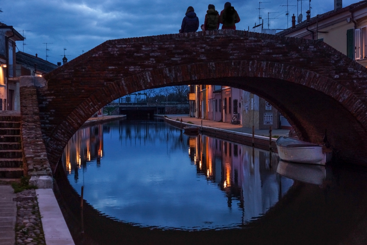 Ponte San Pietro nell'ora blu - - Vanni Lazzari
