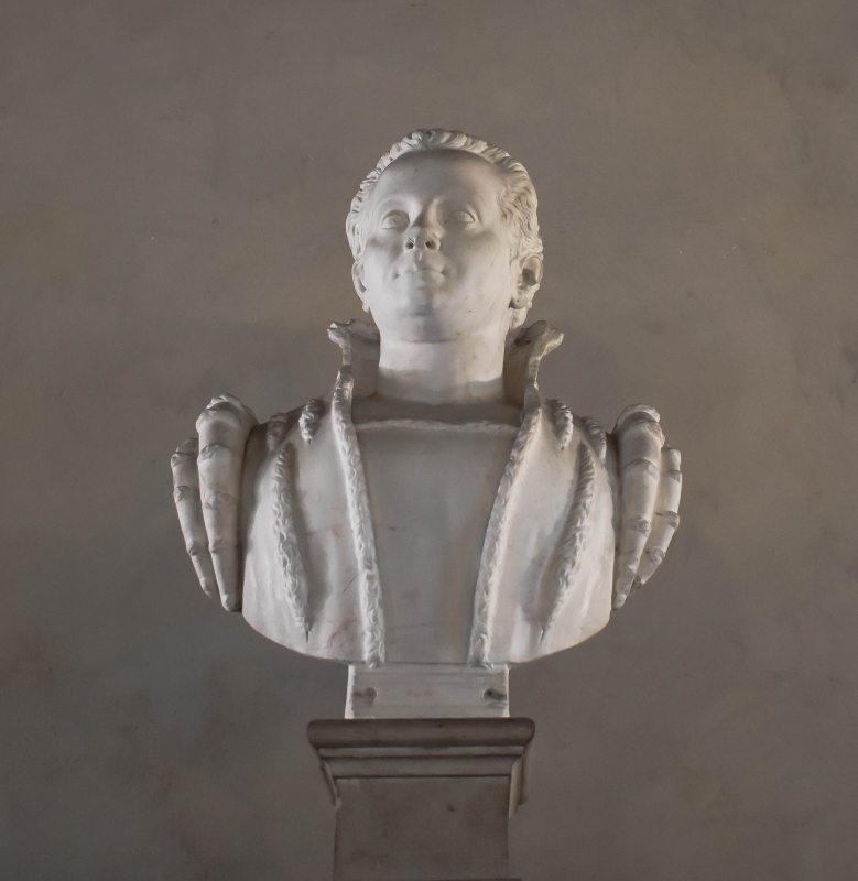 Busto femminile, Palazzina di Marfisa d'Este - Nicola Quirico