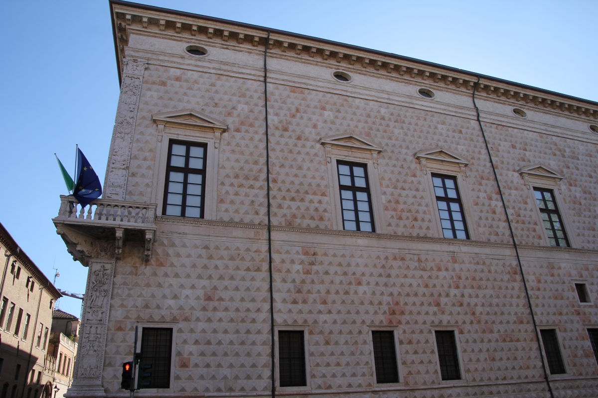 Ferrara, palazzo dei Diamanti (15) - Gianni Careddu