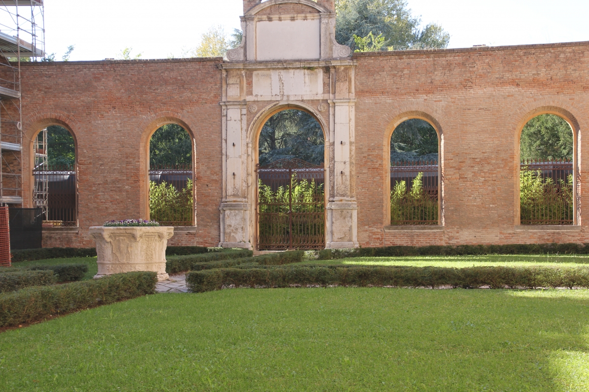 Ferrara, palazzo dei Diamanti (24) - Gianni Careddu