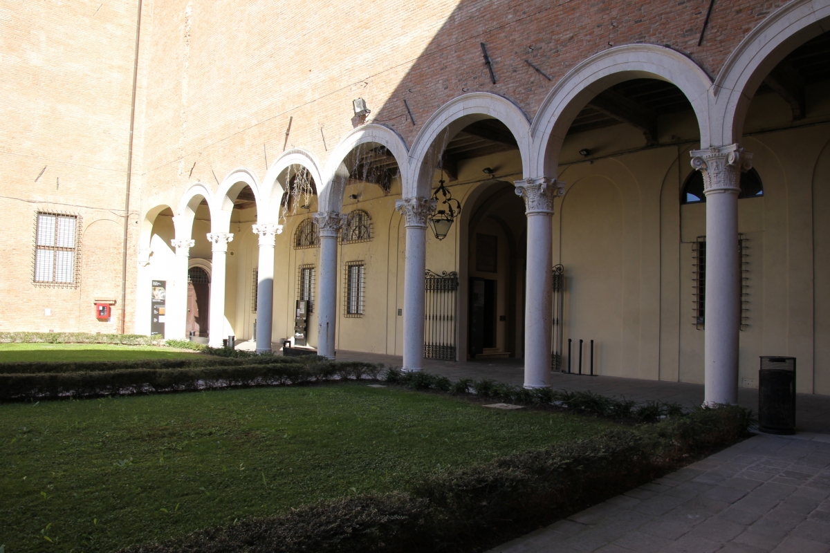 Ferrara, palazzo dei Diamanti (29) - Gianni Careddu