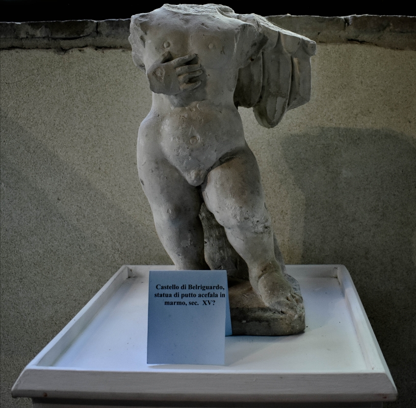 Statua di putto acefala, Sala della Vigna, Delizia di Belriguardo - Nicola Quirico