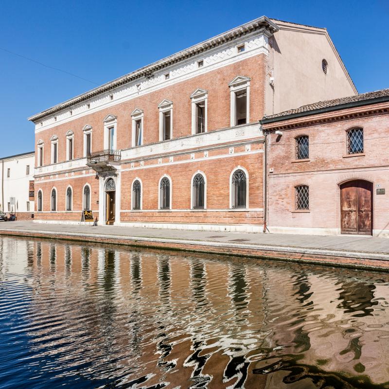Palazzo Bellini - Comacchio - - Vanni Lazzari