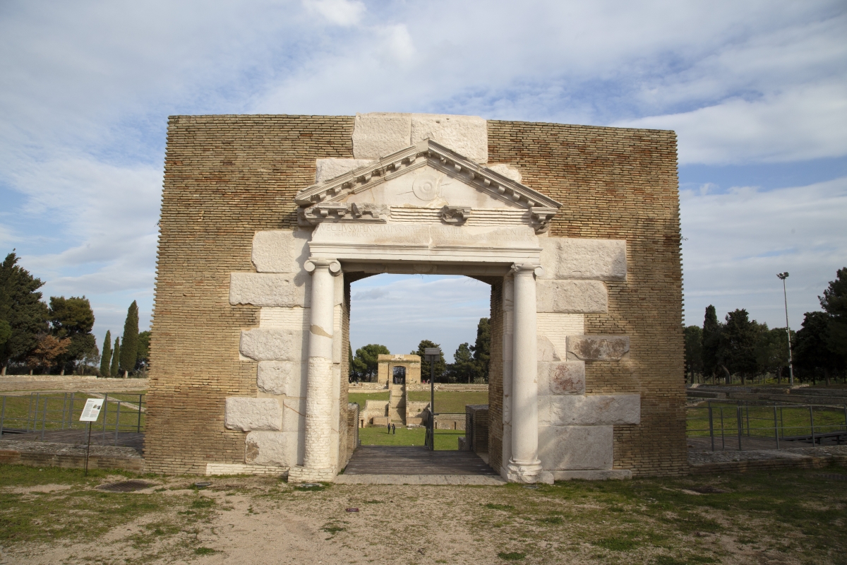 Roman Amphitheatre of Lucera - Simone Antonazzo / ENIT SpA