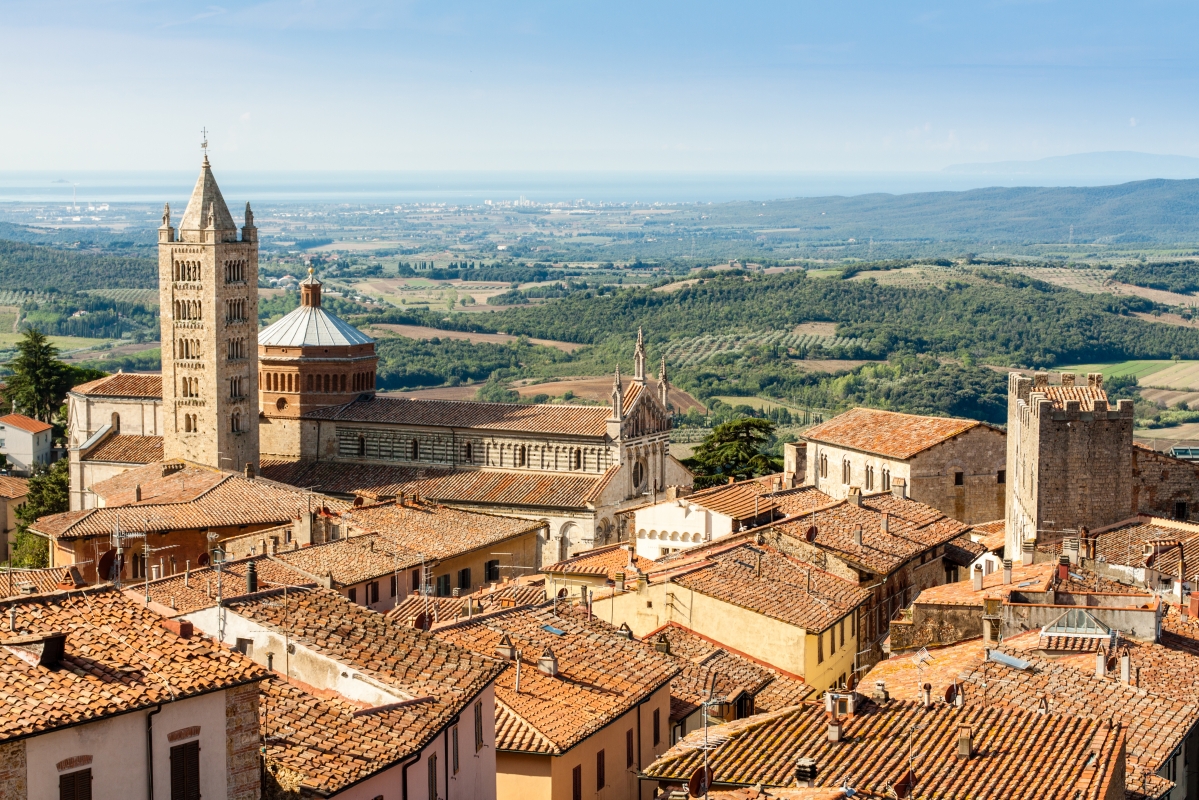 Vista di Massa Marittima con la Cattedrale di San Cerbone - Simone Antonazzo / ENIT SpA