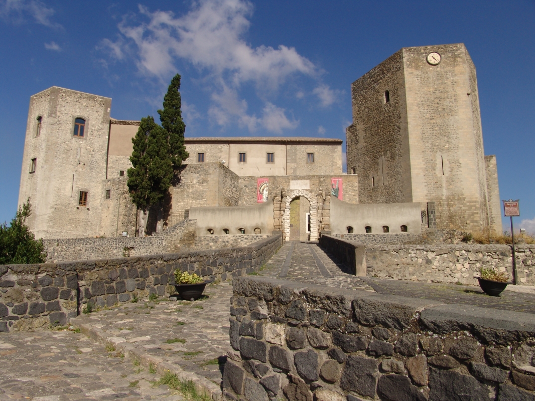 Castel of Melfi - Archivio fotografico APT Basilicata