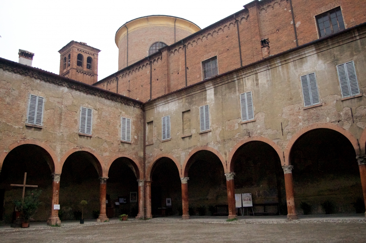Chiesa di S.Biagio (cortile) - Massimiliano Marsiglietti