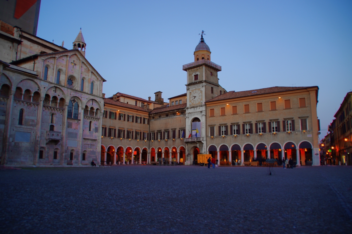 Palazzo comunale Modena - Altei
