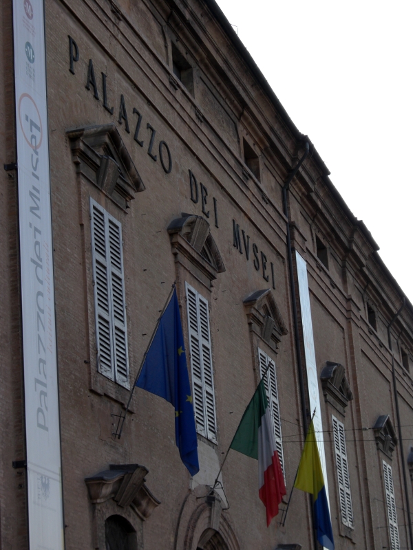Particolare del Palazzo dei Musei a Modena - Matteolel