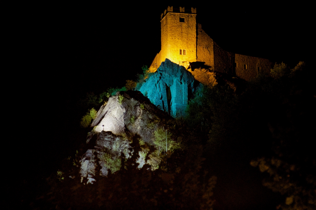 Castello di Sestola (vista notturna) - Massimiliano Marsiglietti