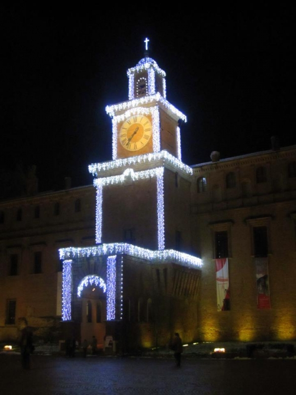 Palazzo dei Pio luci di Natale - Leocreo