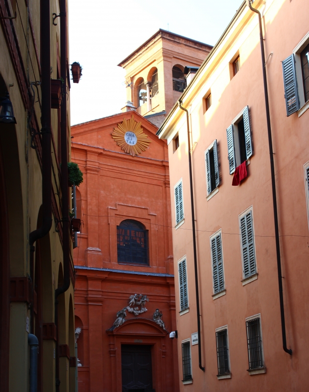 Scorcio Chiesa di San Barnaba Modena - BeaDominianni