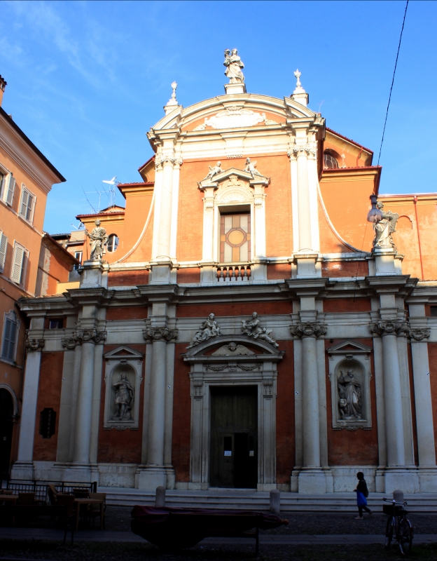 San Giorgio ingresso frontale - BeaDominianni