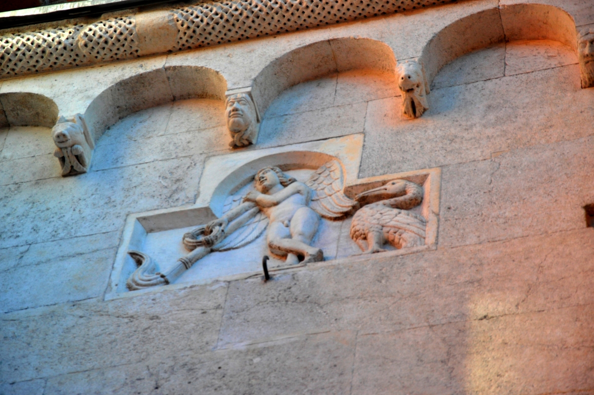 Decorazione Duomo di Modena &quot;Genio Funerario&quot; - Chiara Salazar Chiesa