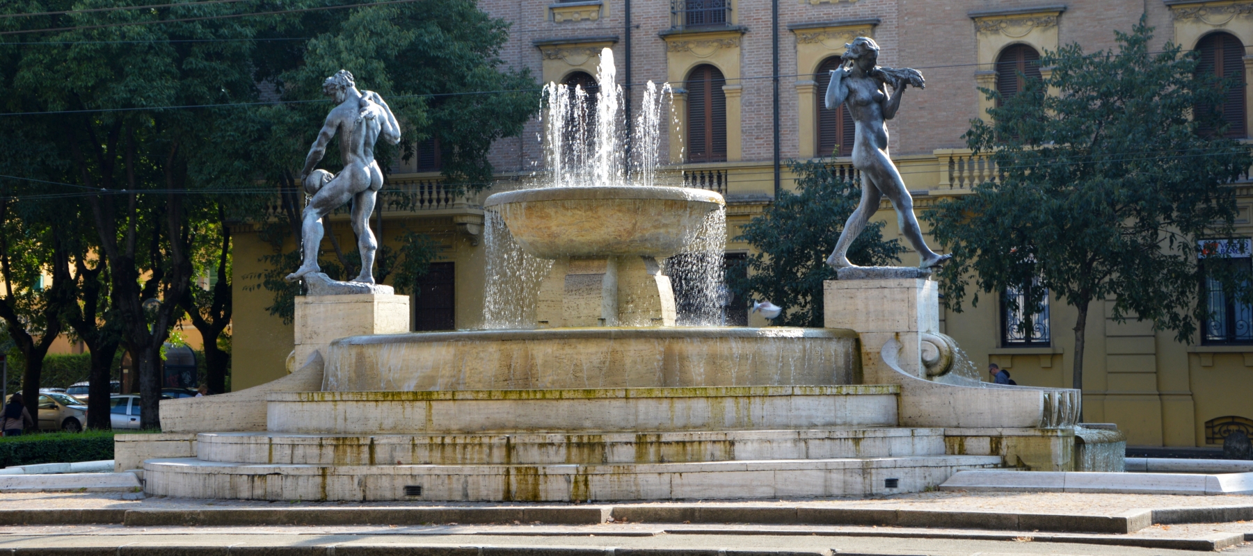 Vista d'insieme della Fontana dei Due Fiumi - Valeriamaramotti