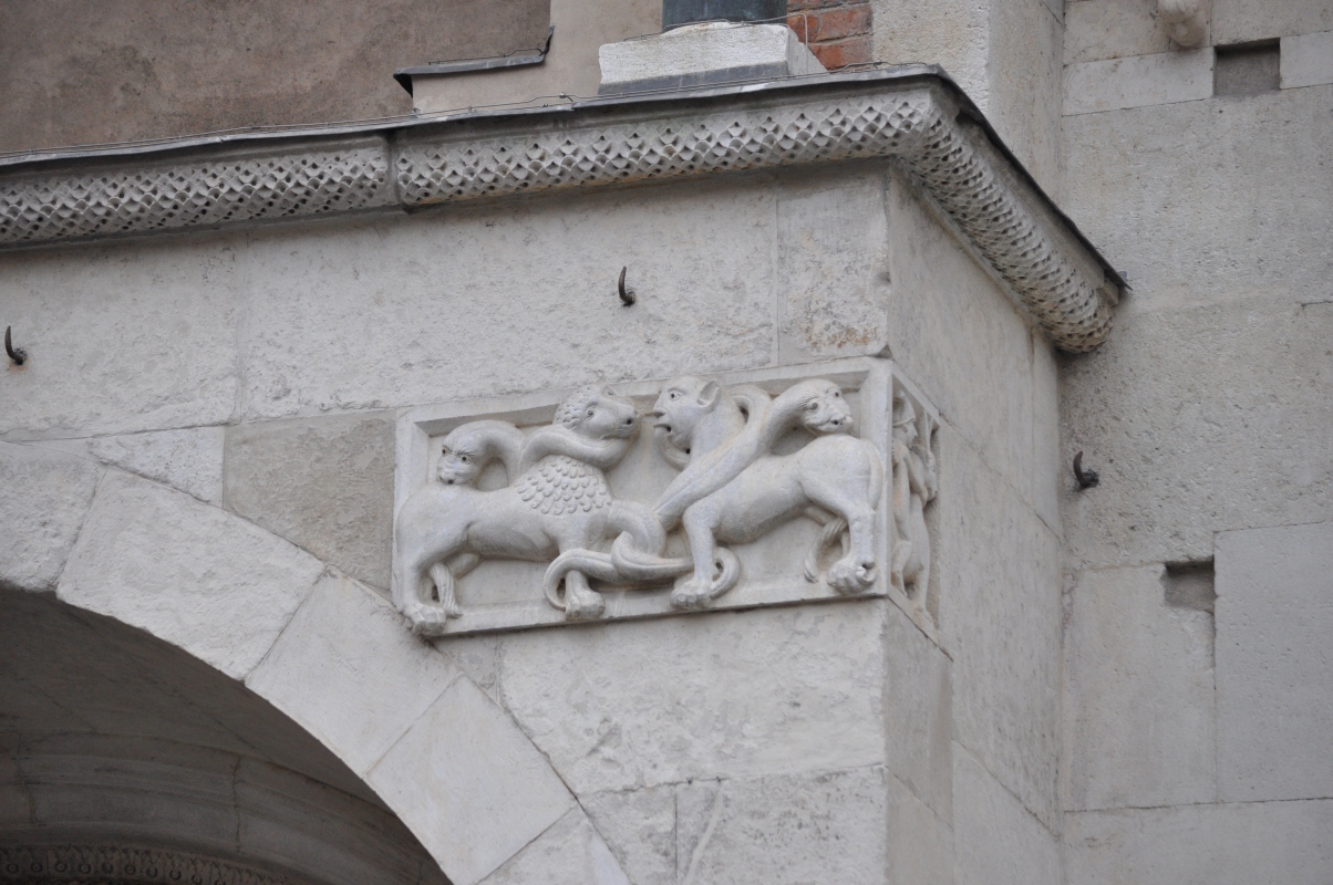 Duomo modena estero particolare facciata - Manesti