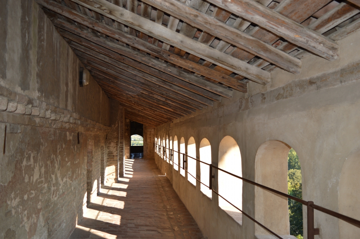 Castello di Vignola, camminamento di ronda - Cinzia Malaguti