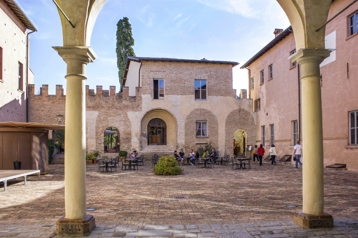 Castello di Spezzano (3)-2 - Ovikovi