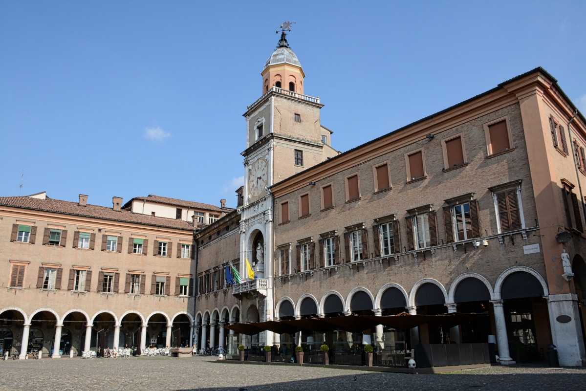 Modena Palazzo Comunale 2 - Giorgio Ingrami