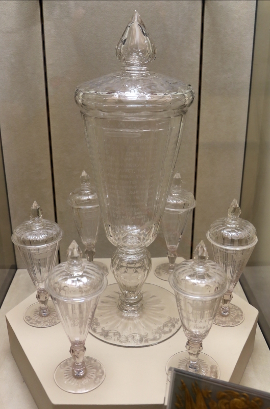 Boemia, coppa e bicchieri in cristallo, 1720 ca - Sailko
