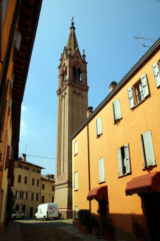 Campanile della chiesa dei Santi Senesio e Teopompo (Castelvetro di Modena) 04 - Mongolo1984