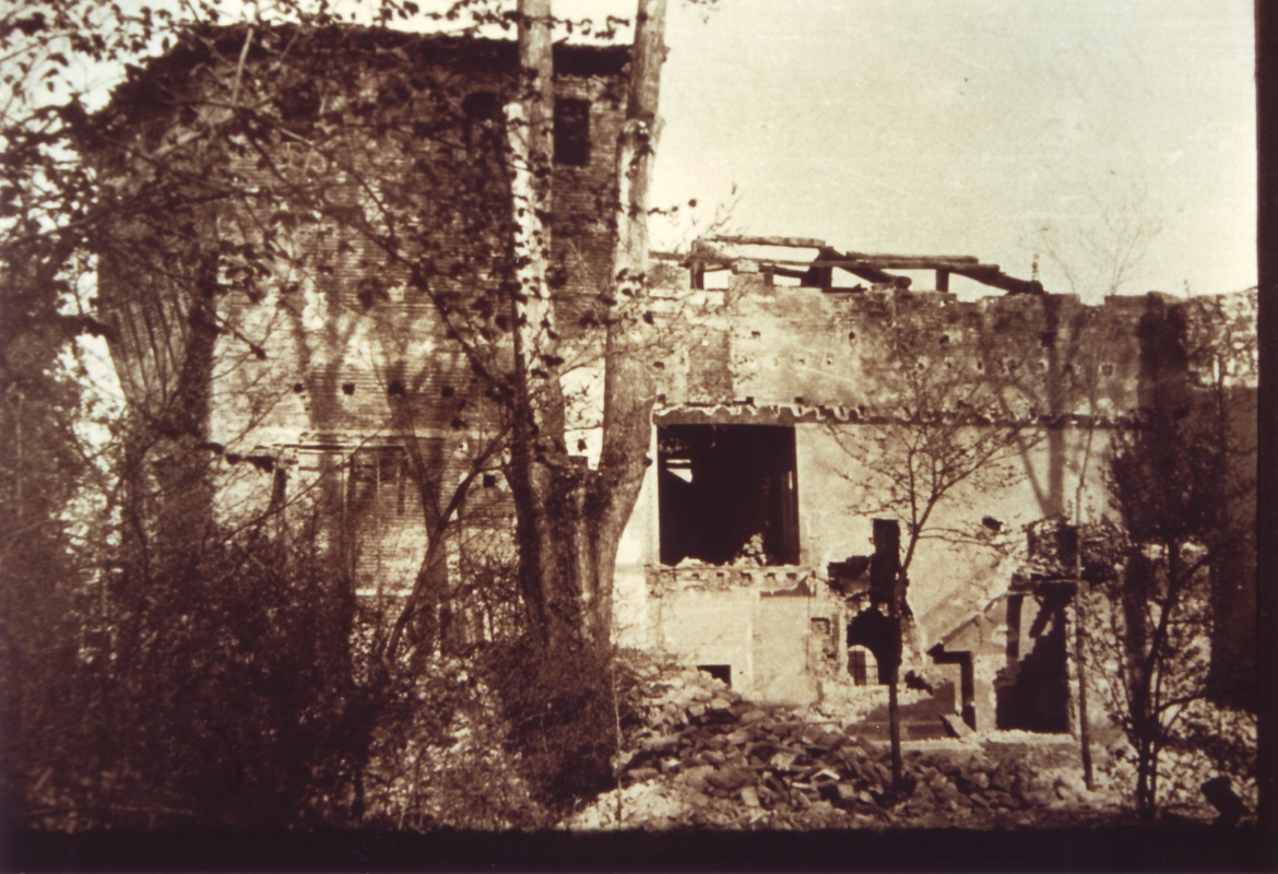 The castle after the bombing - Comune di Formigine