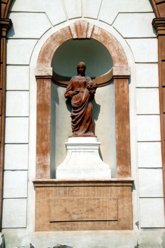 Palazzo Ducale (Sassuolo), statua della facciata 04 - Mongolo1984