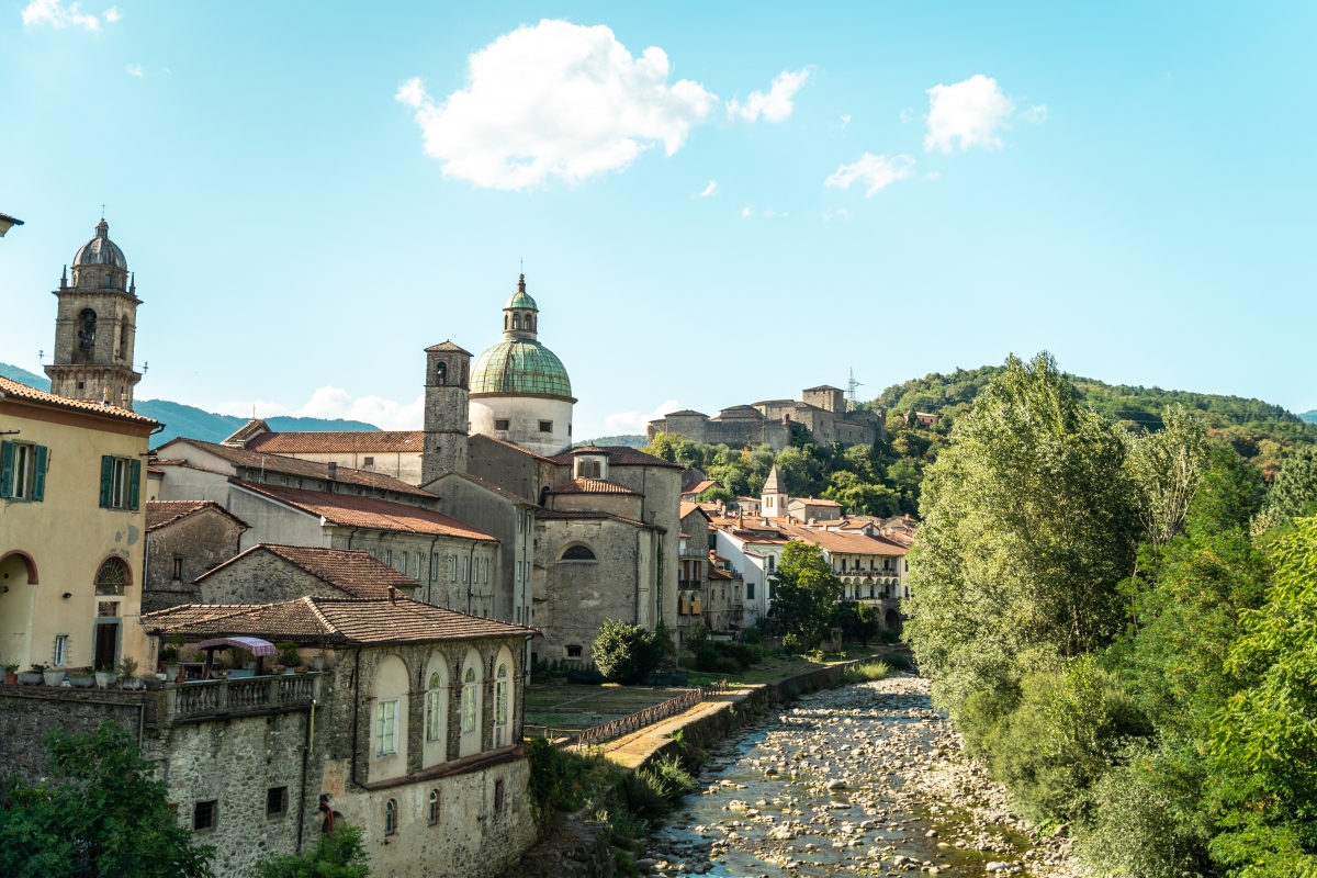 Pontremoli Cathedral and the Magra river - ENIT SpA