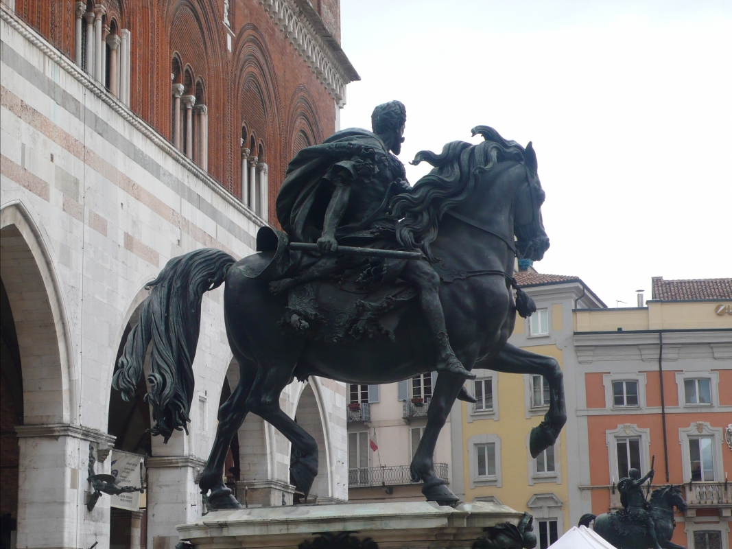 Statue Equestri Farnesiane - Piacenza - RatMan1234