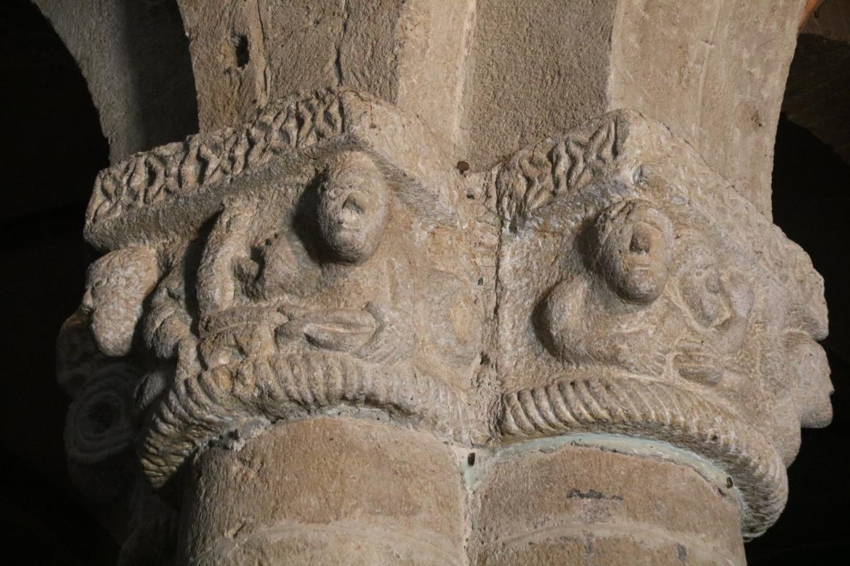 Collegiata di Santa Maria (Castell'Arquato), capitello, inizi sec. xii 05 - Mongolo1984