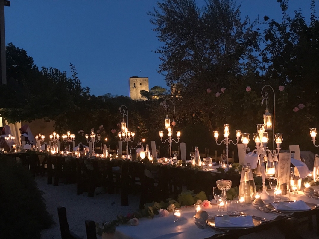 Castello di Gropparello - Romantic dinners in the garden - Maria Rita Trecci