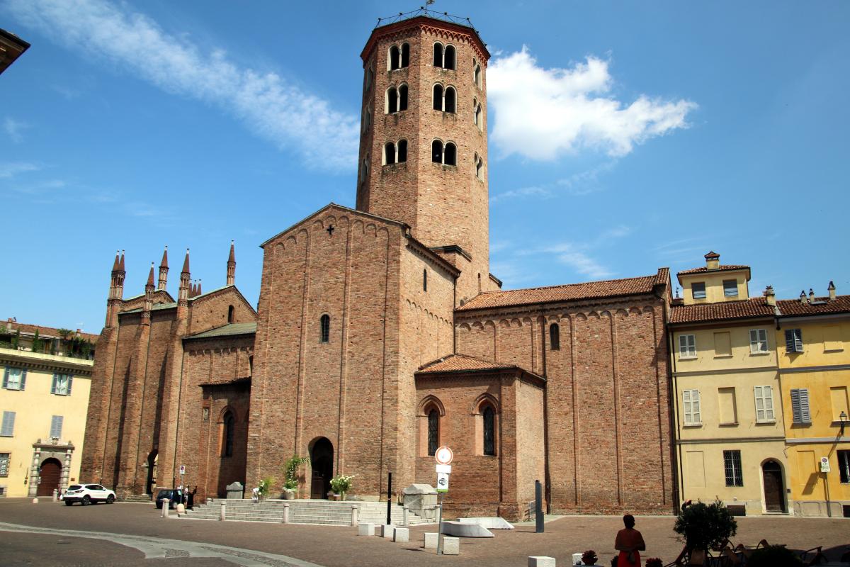 Basilica di Sant'Antonino (Piacenza), esterno 17 - Mongolo1984