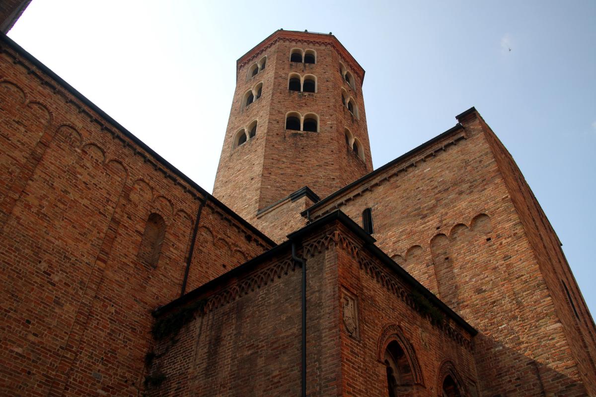 Basilica di Sant'Antonino (Piacenza), esterno 10 - Mongolo1984