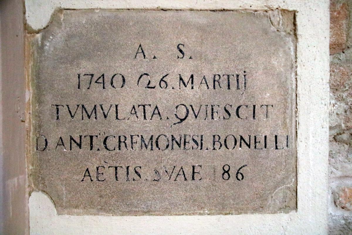 Basilica di Sant'Antonino (Piacenza), chiostro 25 - Mongolo1984