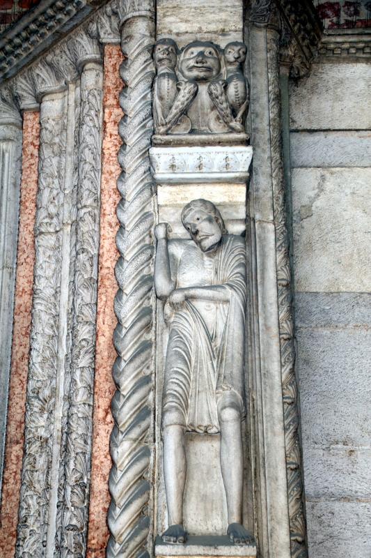 Basilica di Sant'Antonino (Piacenza), portale di marmo (1172) 06 - Mongolo1984