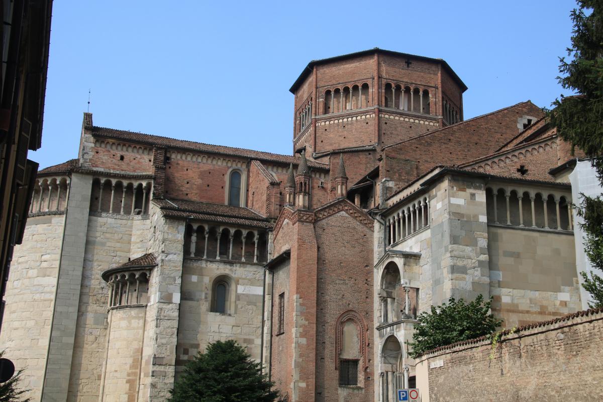 Duomo di Piacenza, esterno 03 - Mongolo1984