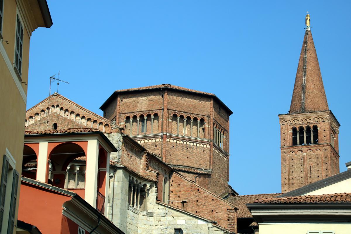Duomo di Piacenza, esterno 13 - Mongolo1984
