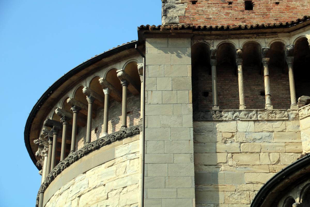 Duomo di Piacenza, esterno 07 - Mongolo1984