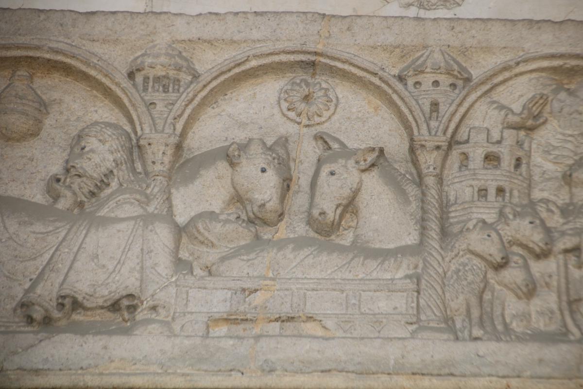Duomo (Piacenza), architrave del portale sinistro con scene della vita di Cristo 03 - Mongolo1984