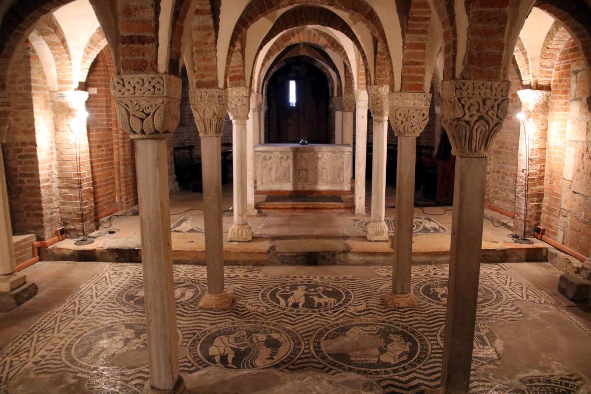 Basilica di San Savino (Piacenza), cripta 04 - Mongolo1984
